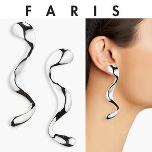 FARIS Viva Drop Earrings in Silver 265$